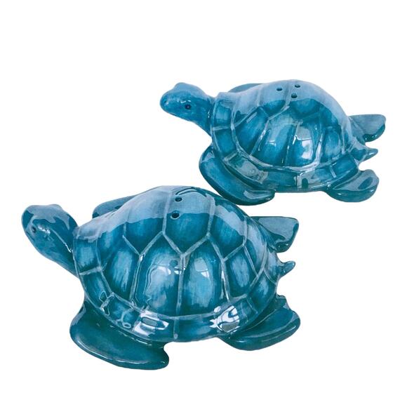 Sea Turtle Salt & Pepper Shakers 4" Ceramic Figurines Nautical Ocean Decor Box - Picture 3 of 9